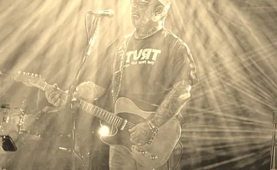 Aaron Lewis
